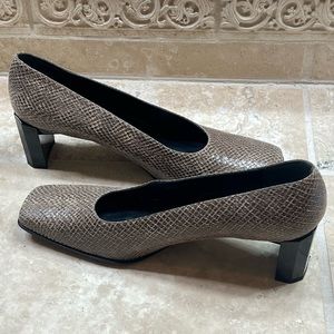 Stewart Weitzman Snakeskin embossed Pumps